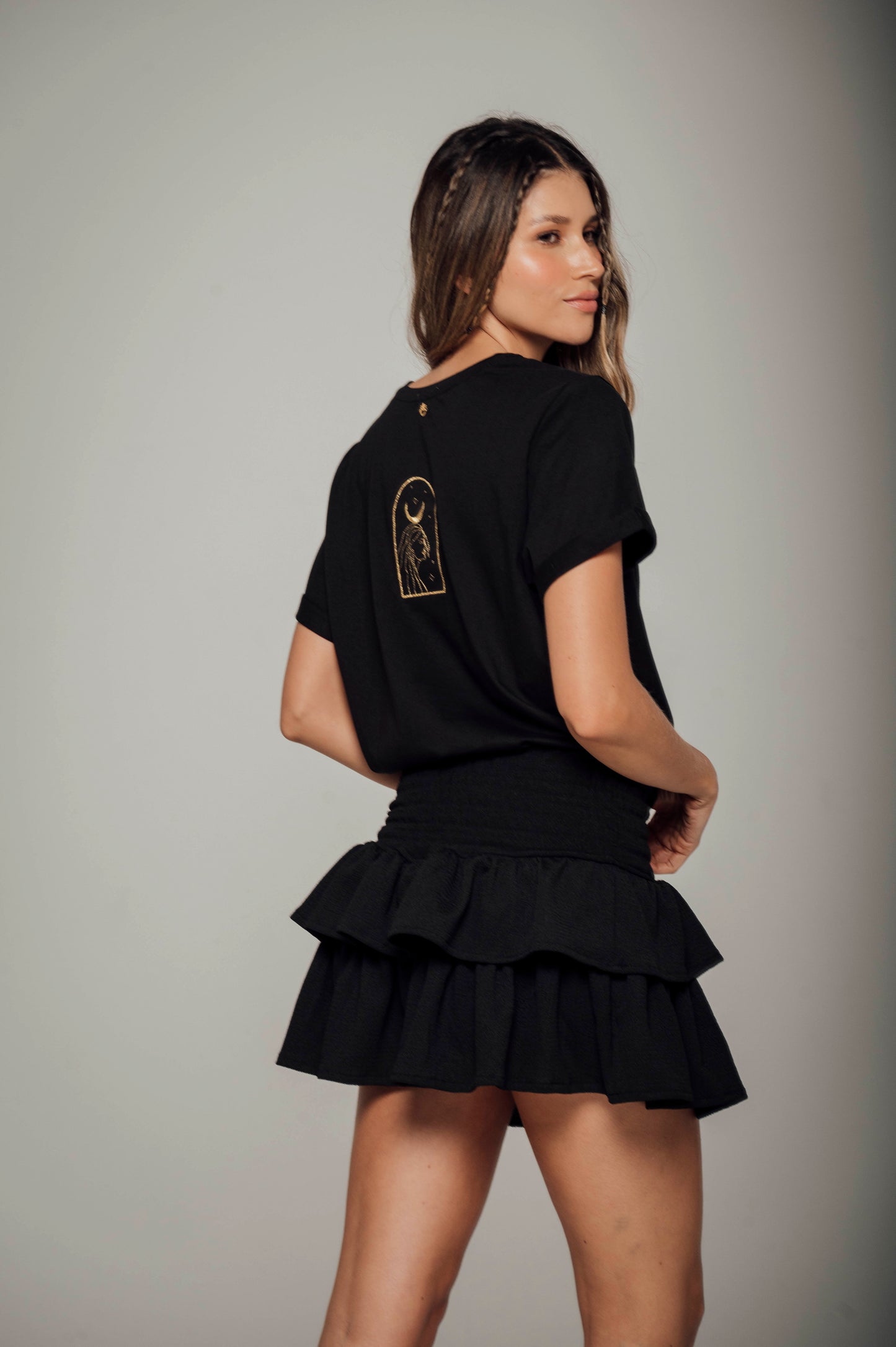 Camiseta en algodón PYMA con bordado delantero y posterior SOL