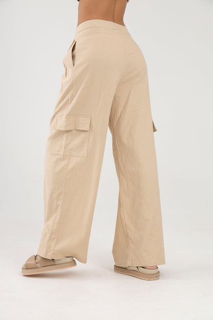 Pantalon beige silueta palazzo Amar
