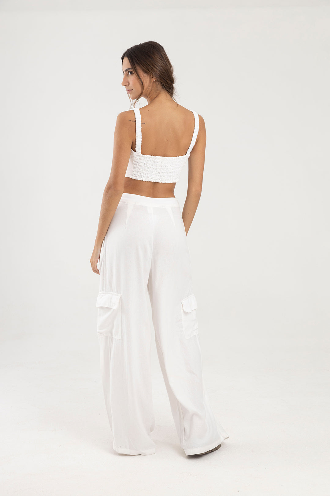 Pantalon blanco silueta palazzo Amar