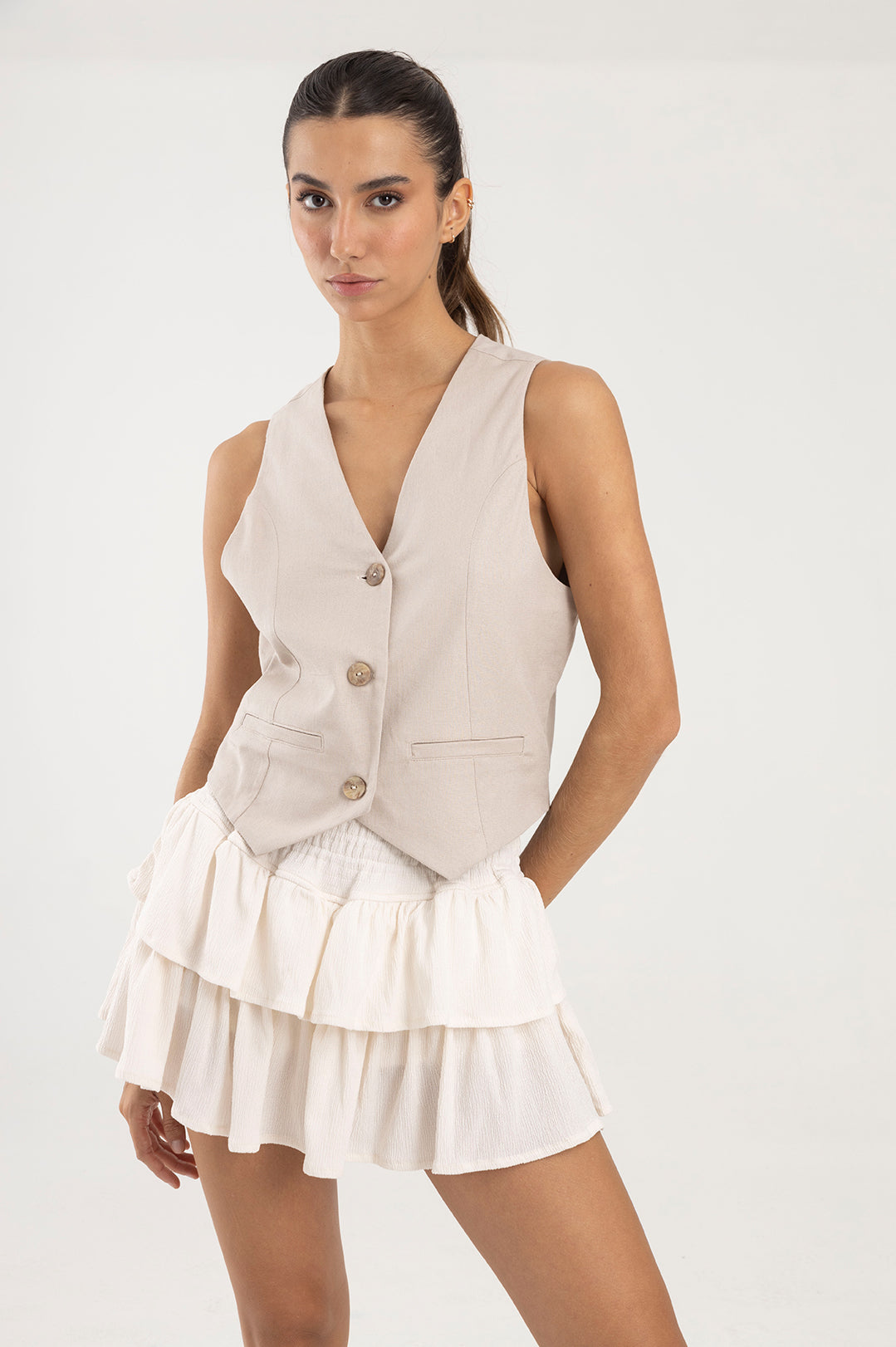 Falda blanca con boleros en tela polyester y pretina elástica Salar