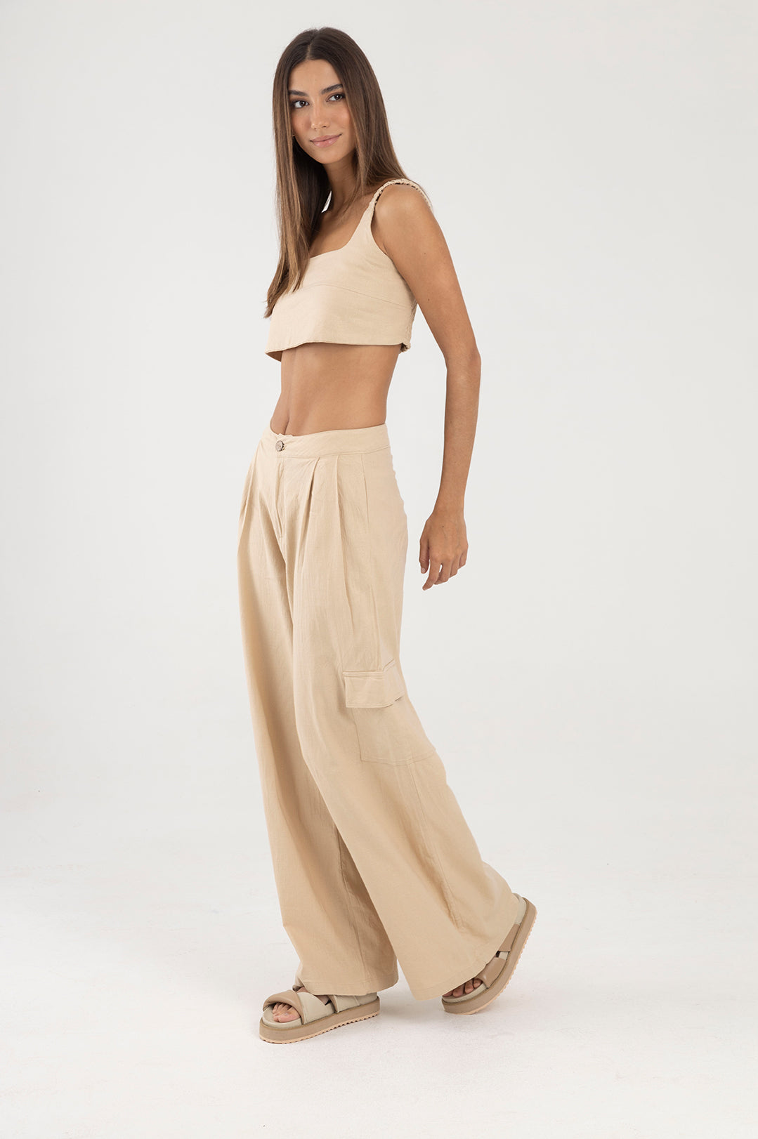 Pantalon beige silueta palazzo Amar