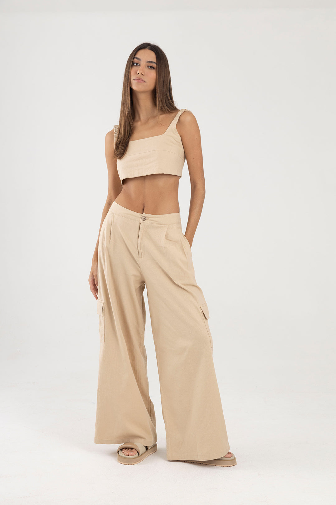 Pantalon beige silueta palazzo Amar