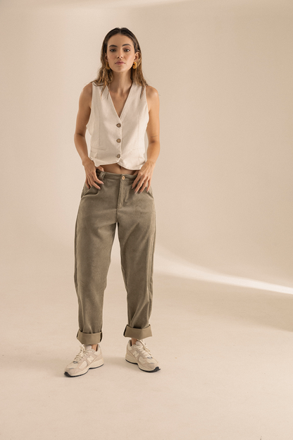 Pantalon bris bota recta con bolsillos en costados Egeo